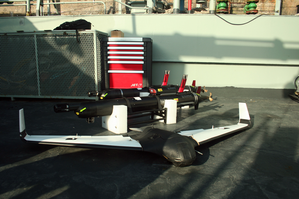 Veículos no convés da Bacamarte Veículos no convés da Bacamarte